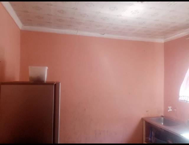 2 BEDROOM HOUSE FOR SALE IN KATLEHONG SOUTH